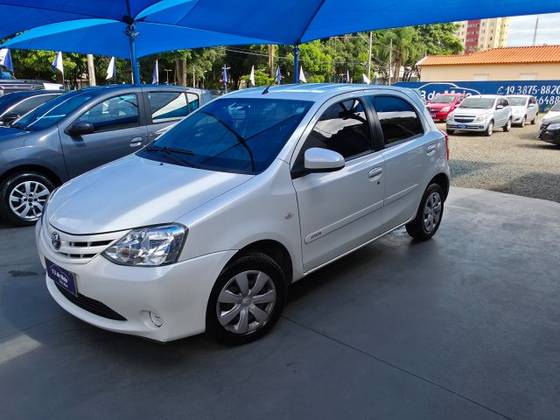 TOYOTA ETIOS 1.5 XS 16V FLEX 4P MANUAL